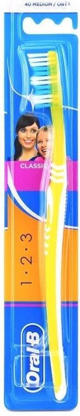 Oral b Toothbrush Classic 3 effect 40 Medium