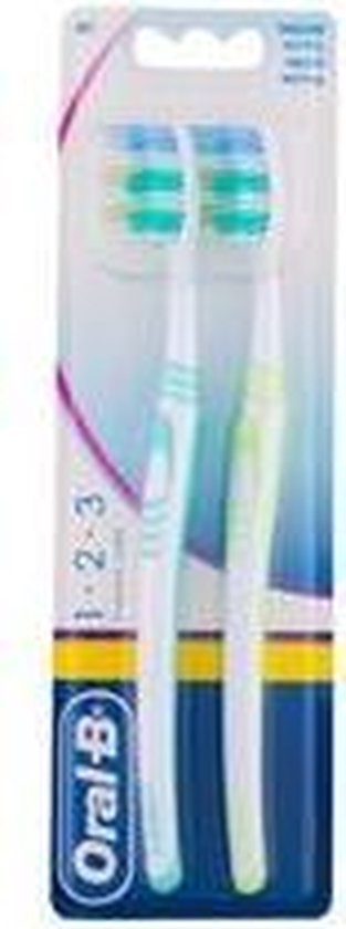 Oral B Tandenbostel Classic Care 40 Medium