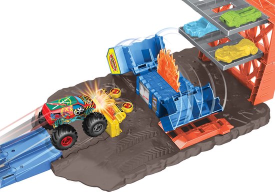 Hot Wheels Monster Trucks Blast Station - Racebaan